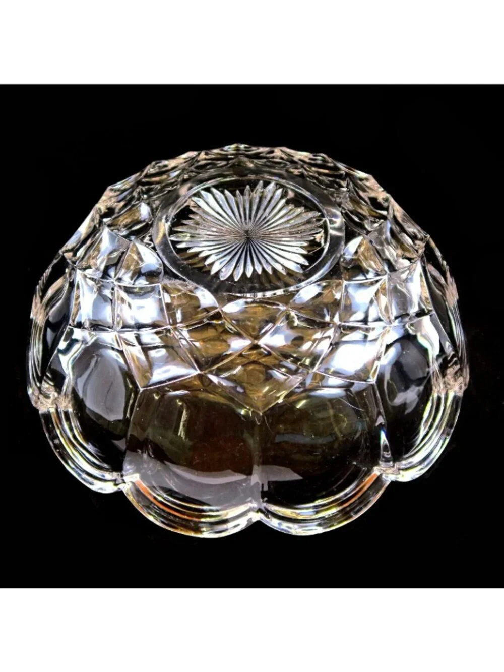 Sunburst & Diamond Scalloped Rim Heavy Glass Serving Bowl Vintage Glassware